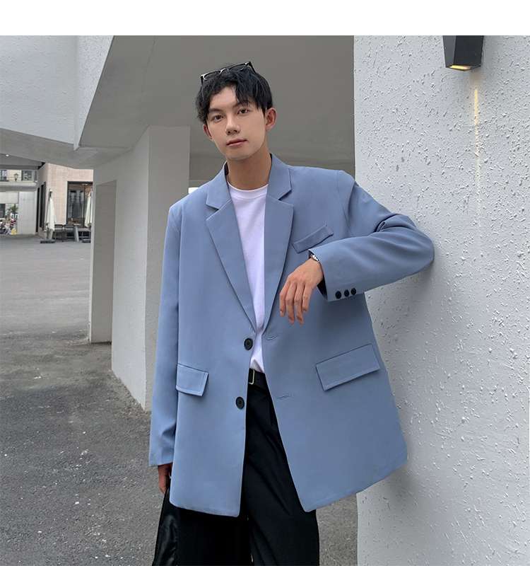 メンズカジュアルスーツ 男性用正装服 運動靴と組み合わせる新感覚着こなし